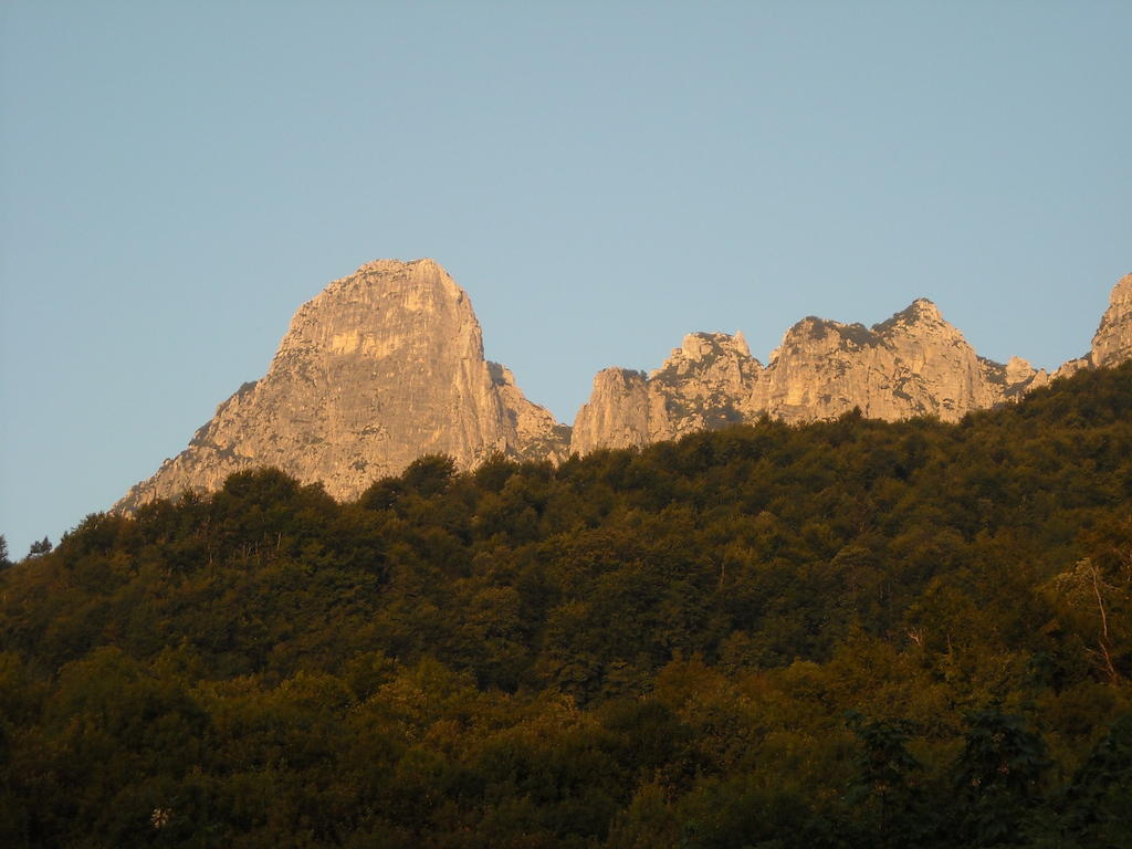 B&B Casabasoti Valli del Pasubio Luaran gambar